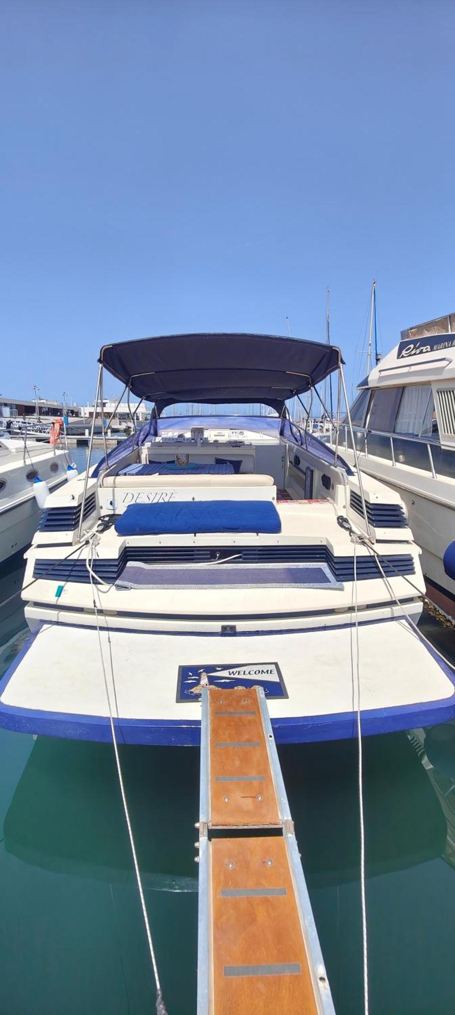 ホテル Desire Charming House Boat パレルモ エクステリア 写真